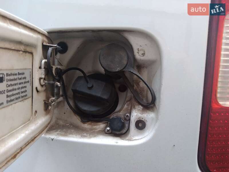 Мінівен Volkswagen Caddy 2007 в Чернівцях