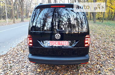 Универсал Volkswagen Caddy 2017 в Черновцах
