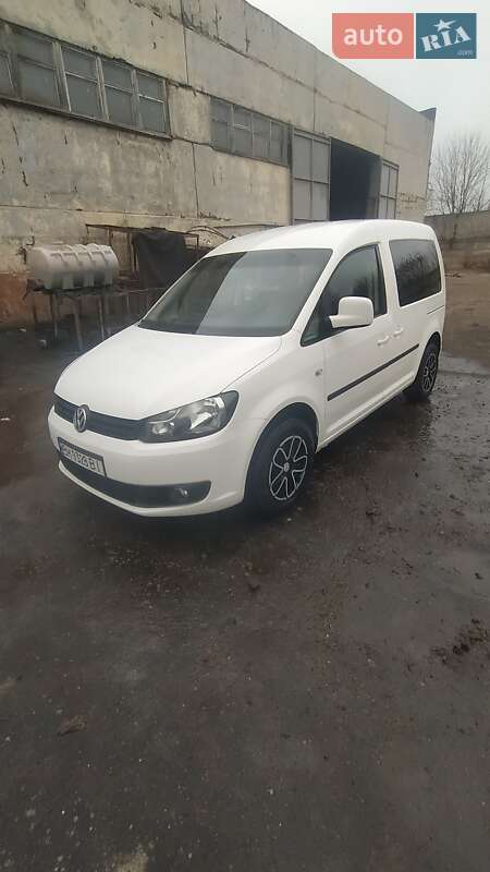 Универсал Volkswagen Caddy 2012 в Сумах