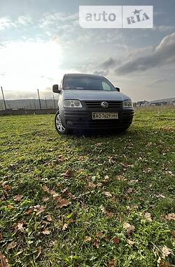 Вантажний фургон Volkswagen Caddy 2008 в Мукачевому