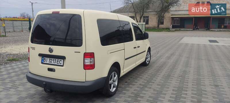 Минивэн Volkswagen Caddy 2010 в Шепетовке