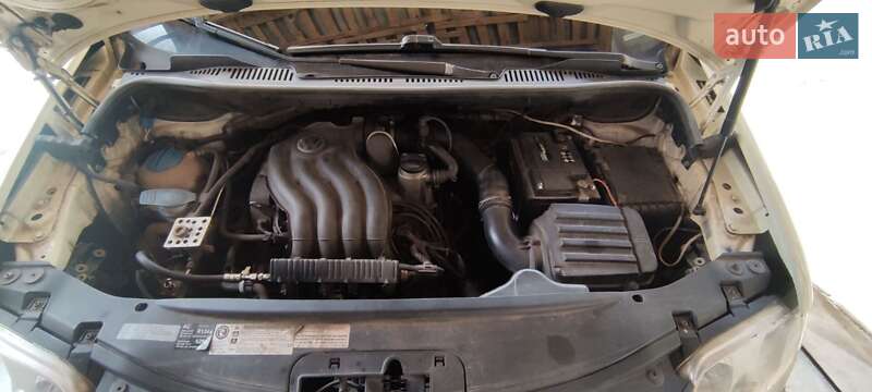 Минивэн Volkswagen Caddy 2010 в Шепетовке
