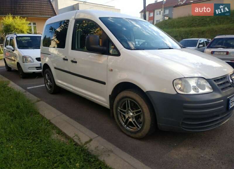 Хетчбек Volkswagen Caddy 2010 в Овідіополі