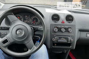 Грузовой фургон Volkswagen Caddy 2013 в Староконстантинове