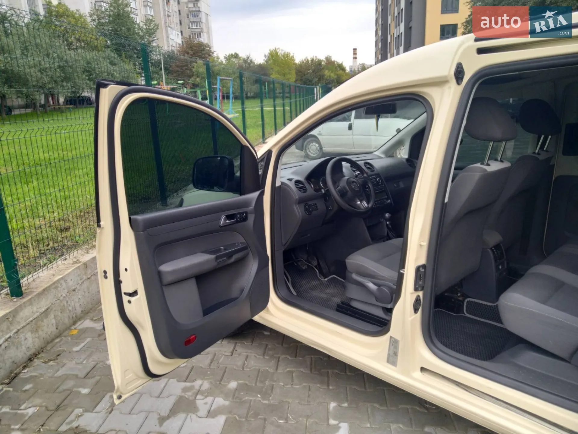 2011 Volkswagen Caddy - мініатюра 10