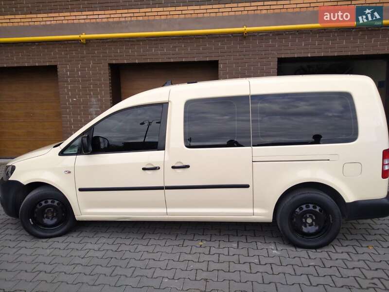 Минивэн Volkswagen Caddy 2011 в Хмельницком