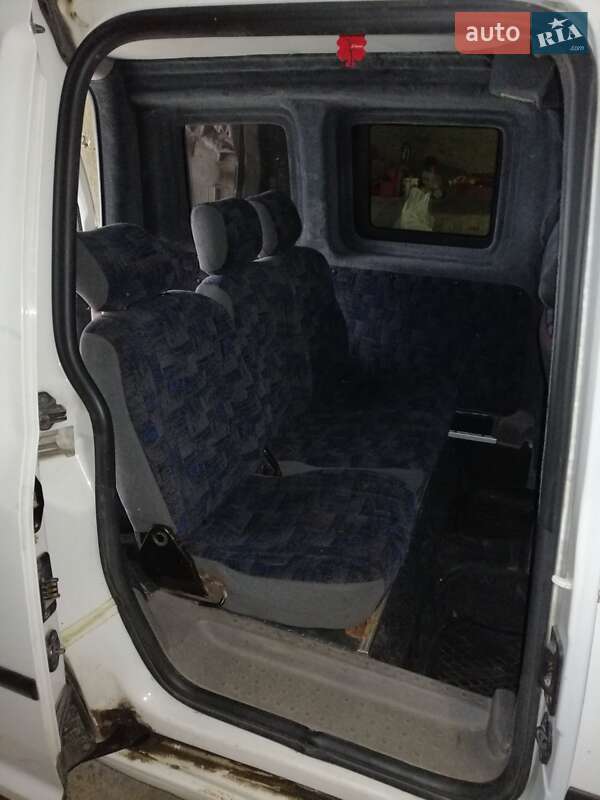 Мінівен Volkswagen Caddy 2005 в Турці