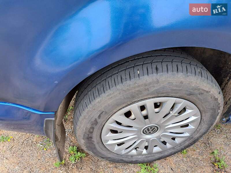 Минивэн Volkswagen Caddy 2004 в Харькове