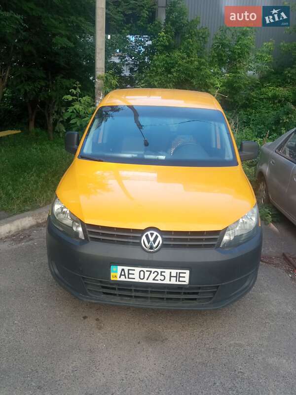 Volkswagen Caddy 2011