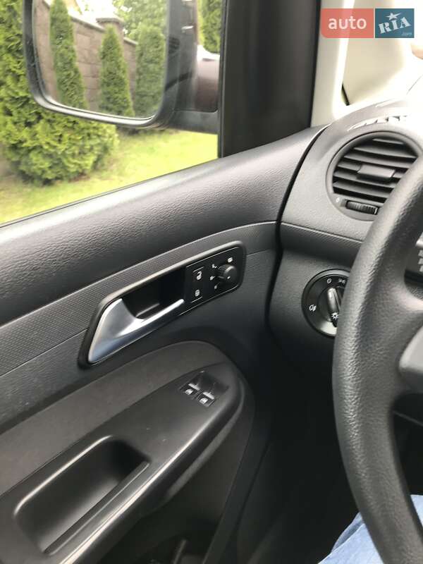 Минивэн Volkswagen Caddy 2014 в Луцке