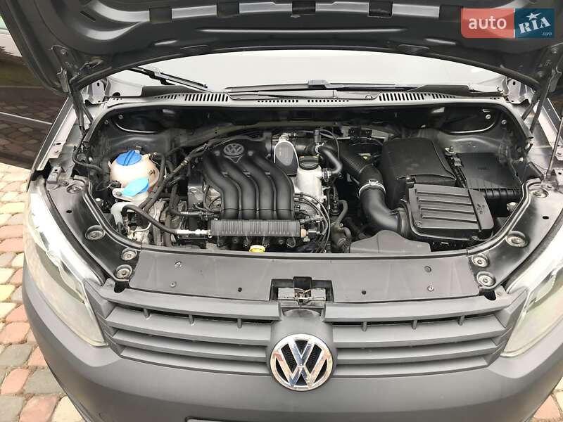 Минивэн Volkswagen Caddy 2014 в Луцке