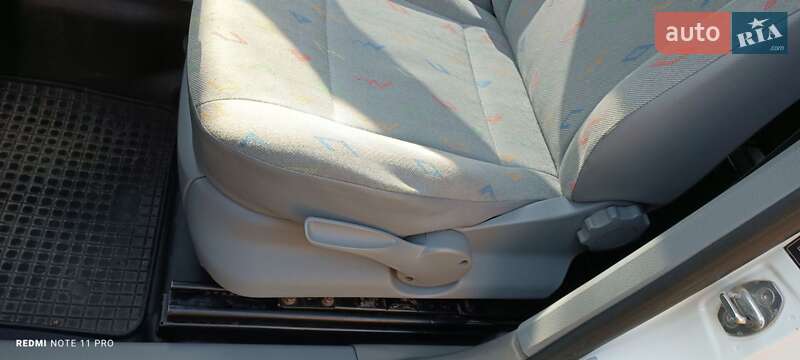 Минивэн Volkswagen Caddy 2009 в Голованевске фото 36 Минивэн Volkswagen Caddy 2009 в Голованевске