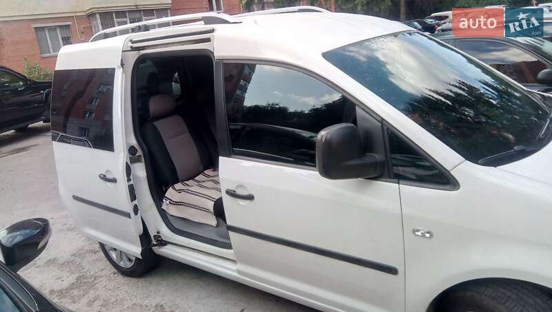 Минивэн Volkswagen Caddy 2007 в Сумах