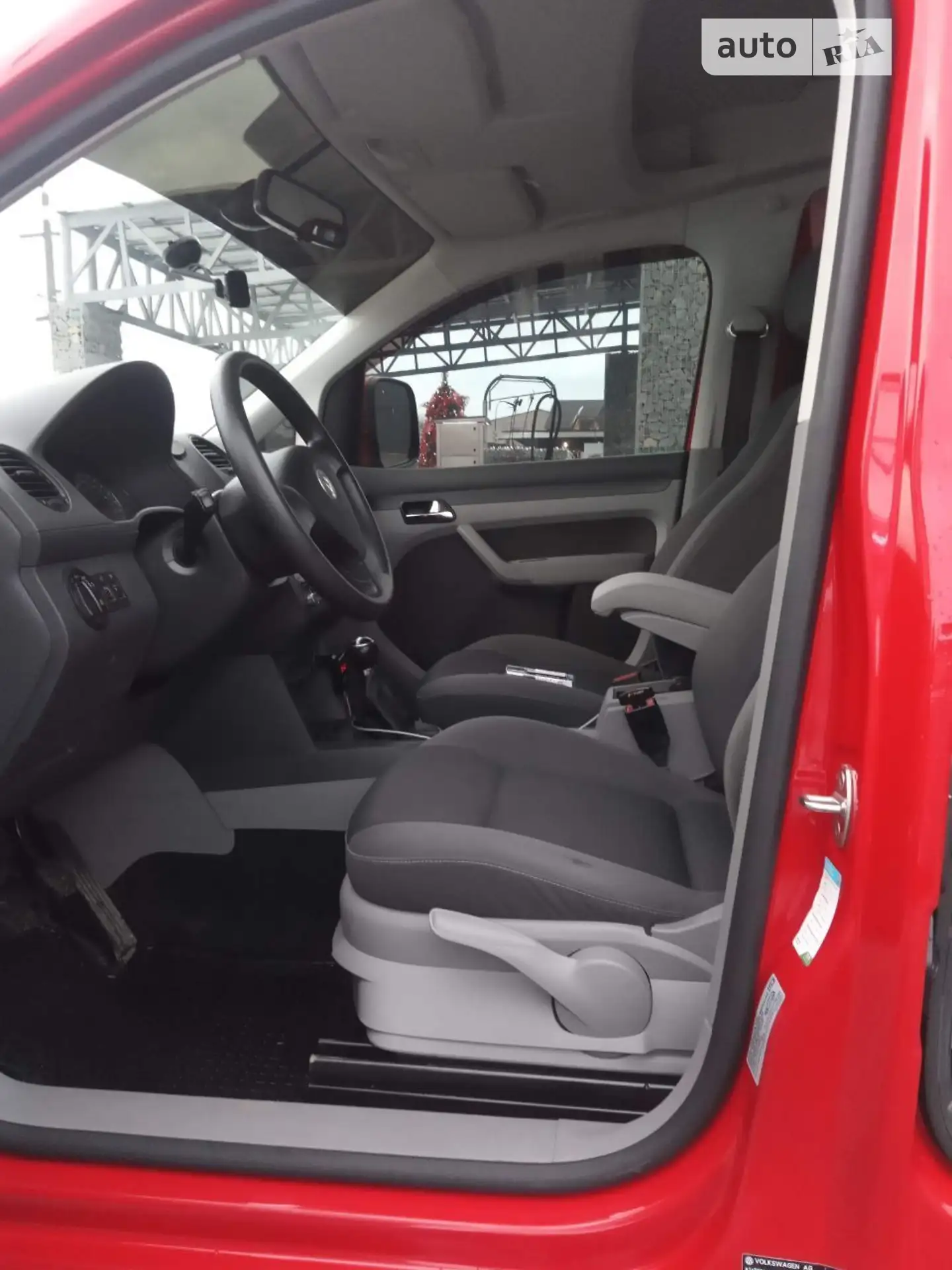 2010 Volkswagen Caddy - мініатюра 35