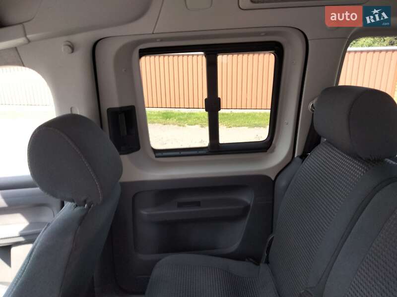Минивэн Volkswagen Caddy 2011 в Луцке