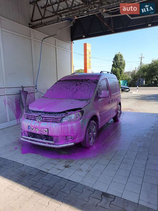 Мінівен Volkswagen Caddy 2013 в Івано-Франківську