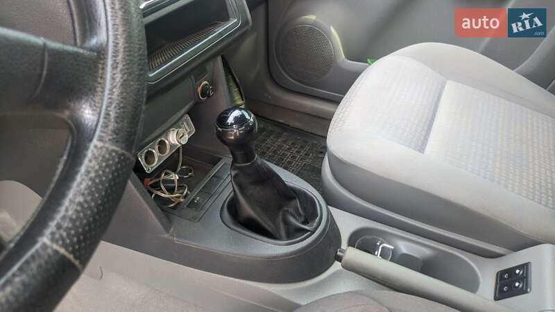 Мінівен Volkswagen Caddy 2005 в Полтаві