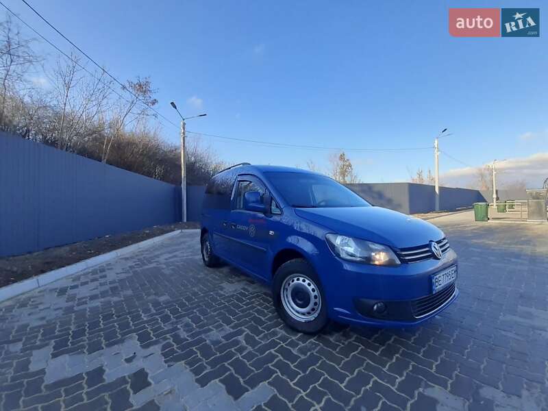 Минивэн Volkswagen Caddy 2015 в Николаеве