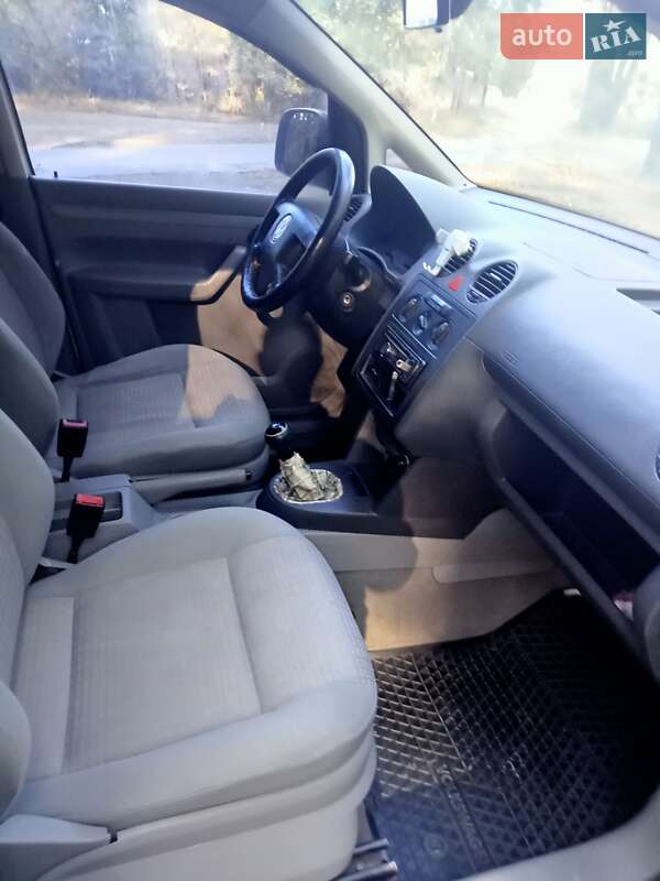 Минивэн Volkswagen Caddy 2005 в Броварах