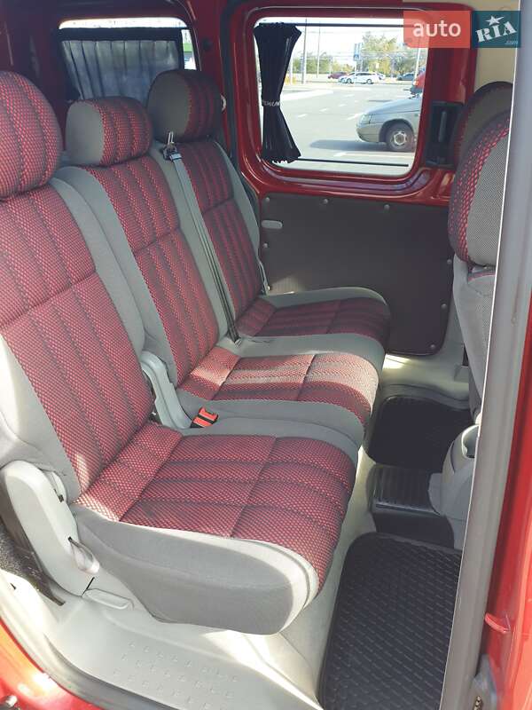 Мінівен Volkswagen Caddy 2006 в Києві