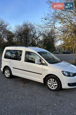 Минивэн Volkswagen Caddy 2013 в Павлограде