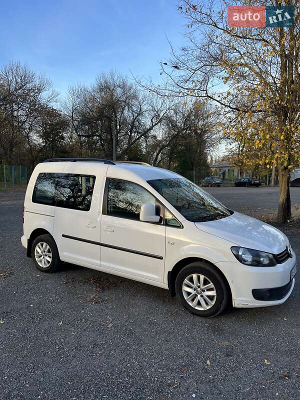 Мінівен Volkswagen Caddy 2013 в Павлограді