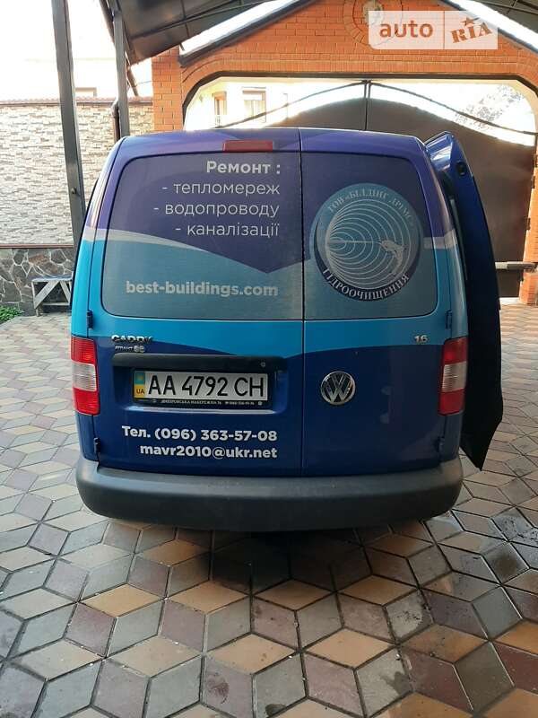 Минивэн Volkswagen Caddy 2010 в Киеве