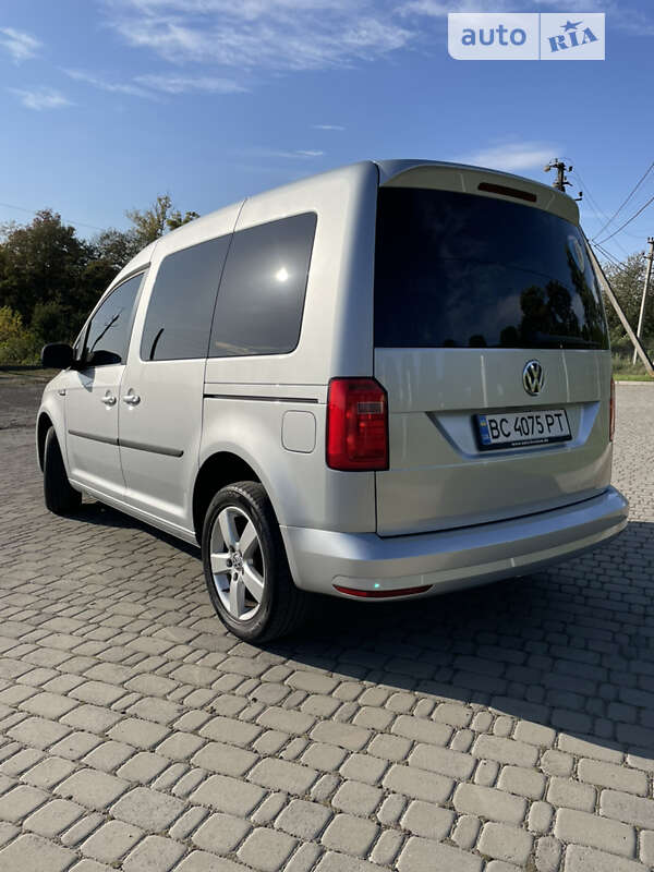 Мінівен Volkswagen Caddy 2015 в Львові