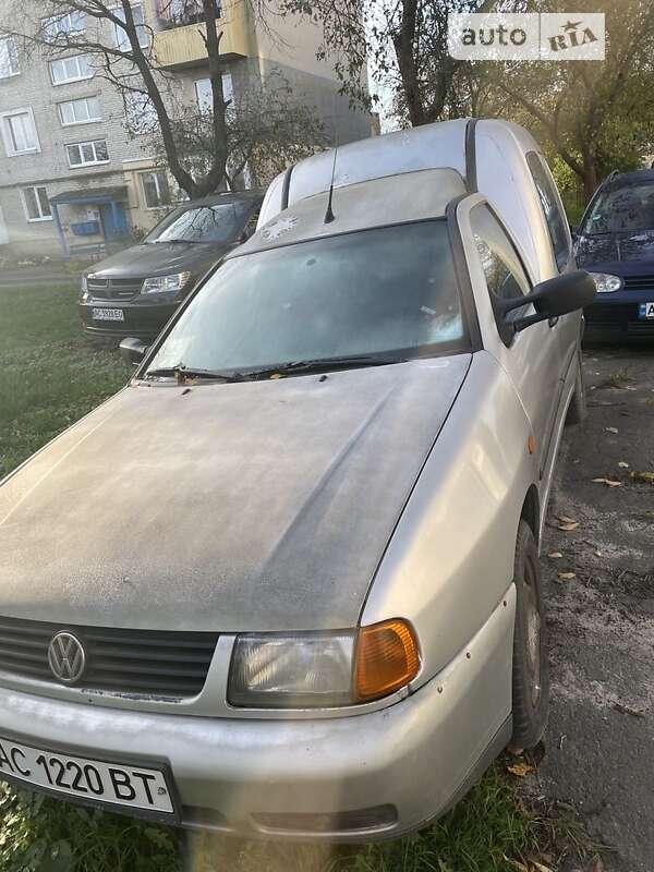 Минивэн Volkswagen Caddy 2002 в Владимир-Волынском