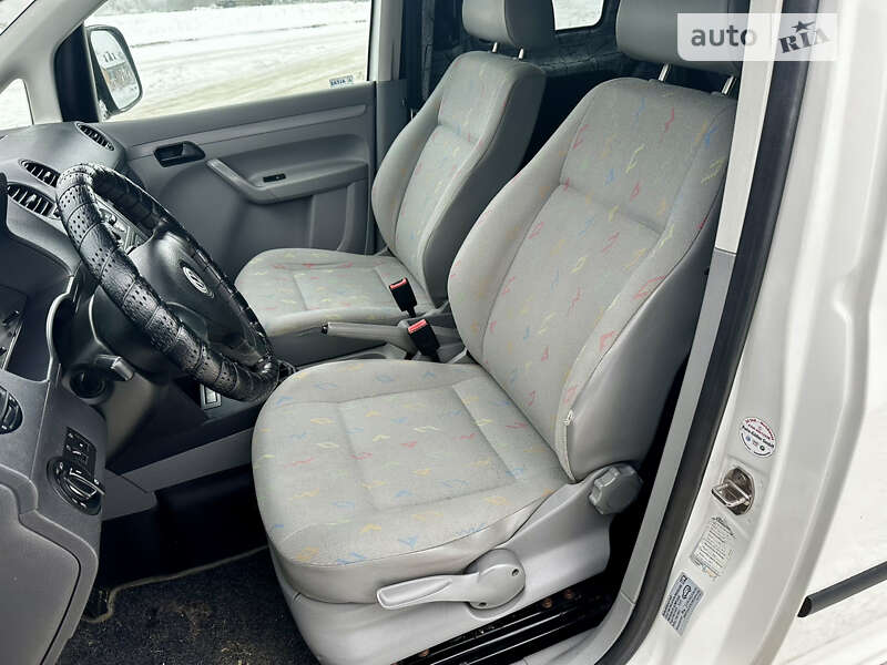 Минивэн Volkswagen Caddy 2008 в Хмельницком