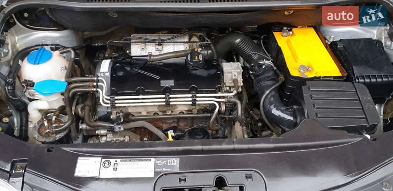 Мінівен Volkswagen Caddy 2006 в Чернівцях