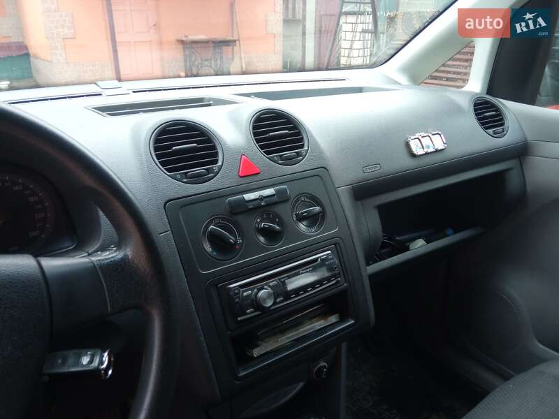 Мінівен Volkswagen Caddy 2008 в Костопілі