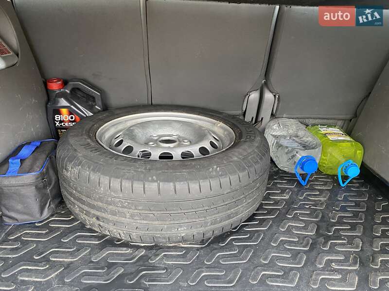 Минивэн Volkswagen Caddy 2006 в Виннице фото 9 Минивэн Volkswagen Caddy 2006 в Виннице