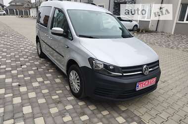 Минивэн Volkswagen Caddy 2015 в Черновцах