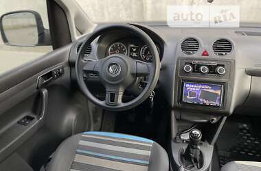 Мінівен Volkswagen Caddy 2013 в Києві
