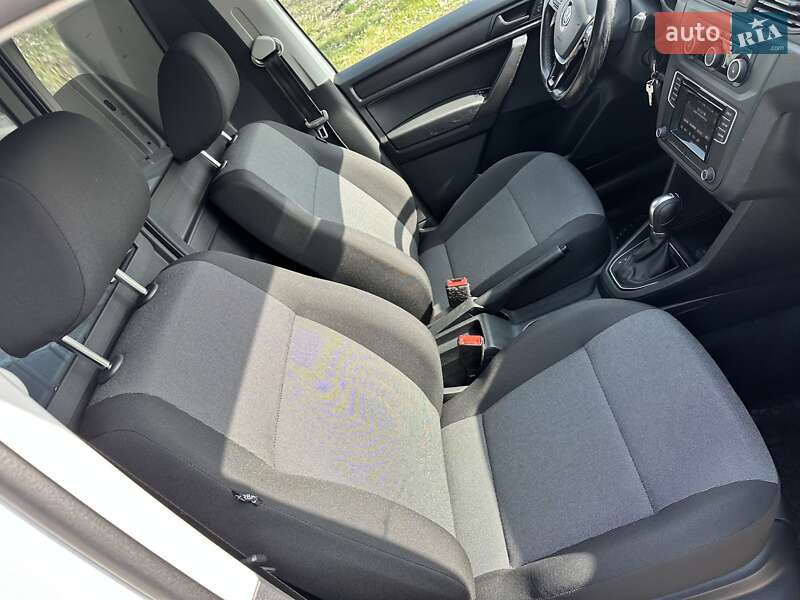 Грузовой фургон Volkswagen Caddy 2018 в Львове