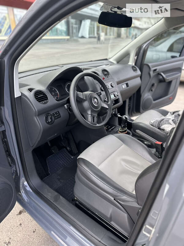 Минивэн Volkswagen Caddy 2012 в Ивано-Франковске