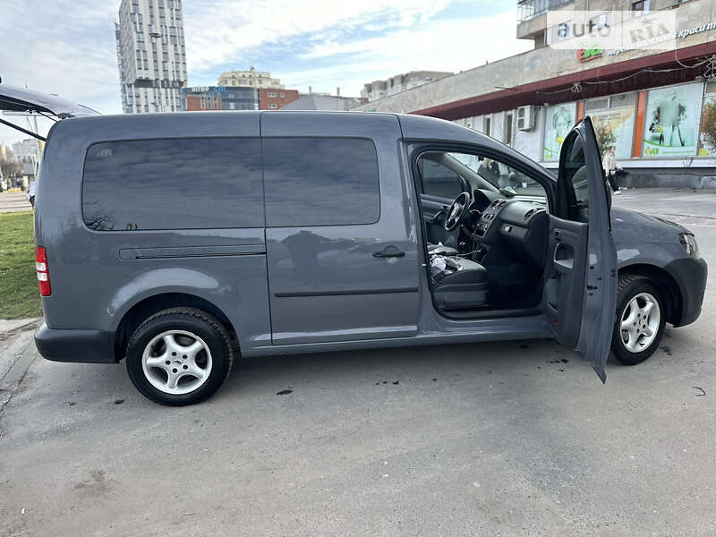 Минивэн Volkswagen Caddy 2012 в Ивано-Франковске