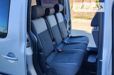 Минивэн Volkswagen Caddy 2011 в Черновцах