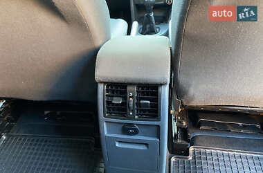 Минивэн Volkswagen Caddy 2012 в 