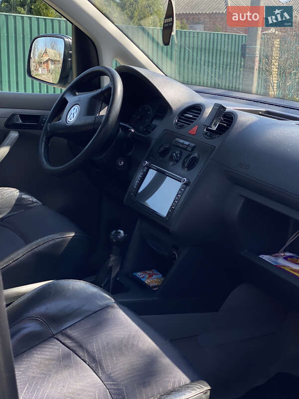 Минивэн Volkswagen Caddy 2006 в Кременчуге