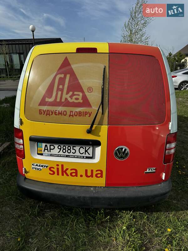 Минивэн Volkswagen Caddy 2015 в Днепре