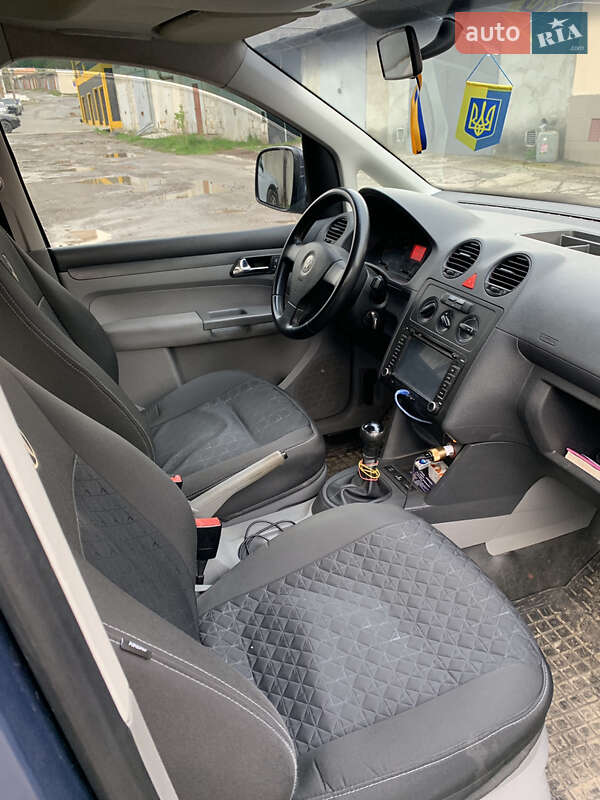 Мінівен Volkswagen Caddy 2008 в Тернополі