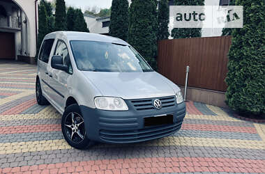 Минивэн Volkswagen Caddy 2010 в Тячеве