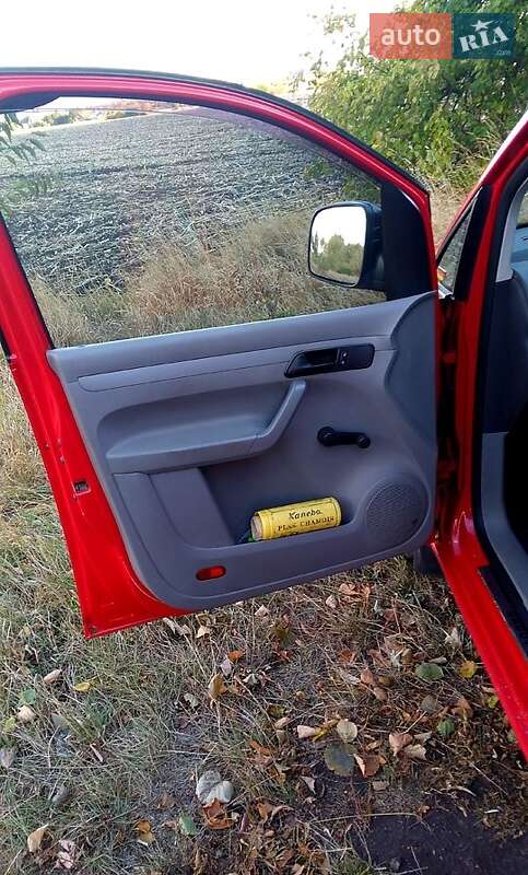 Минивэн Volkswagen Caddy 2008 в Казатине