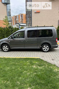 Минивэн Volkswagen Caddy 2013 в Черновцах