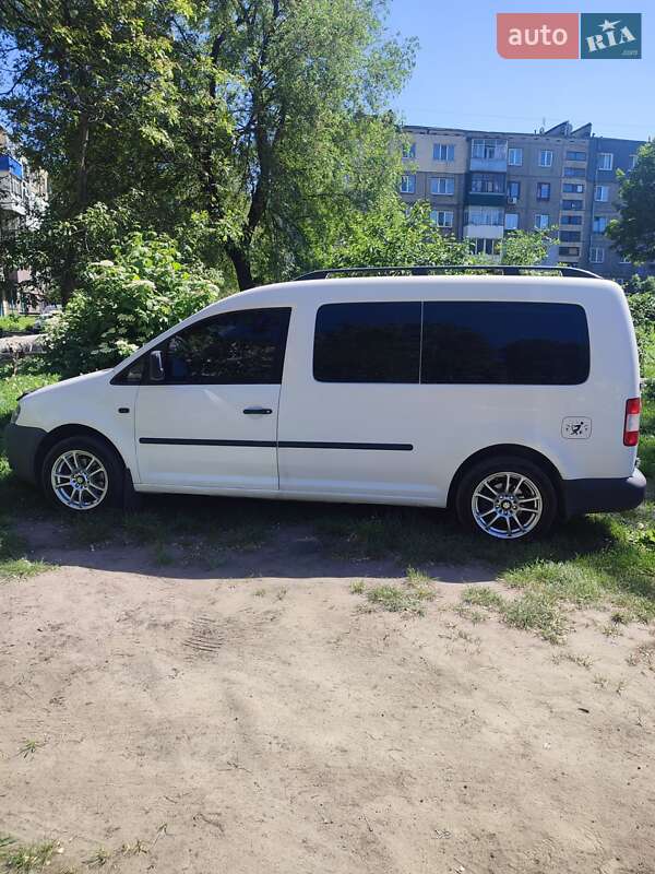 Минивэн Volkswagen Caddy 2008 в Изюме