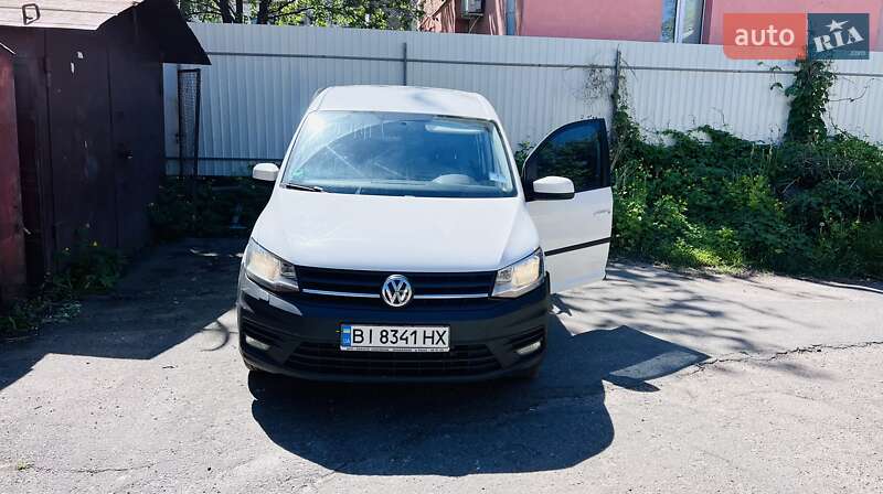 Минивэн Volkswagen Caddy 2016 в Полтаве