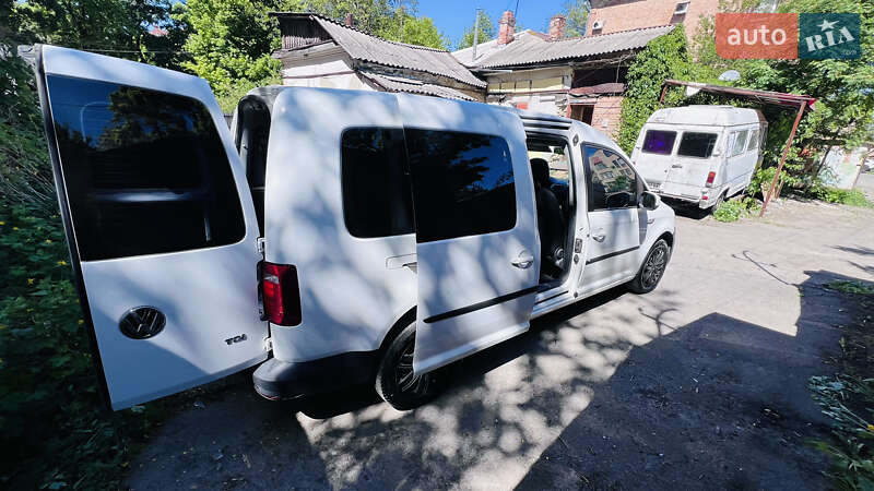 Минивэн Volkswagen Caddy 2016 в Полтаве
