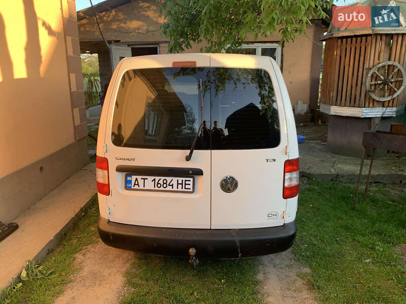 Минивэн Volkswagen Caddy 2007 в Косове
